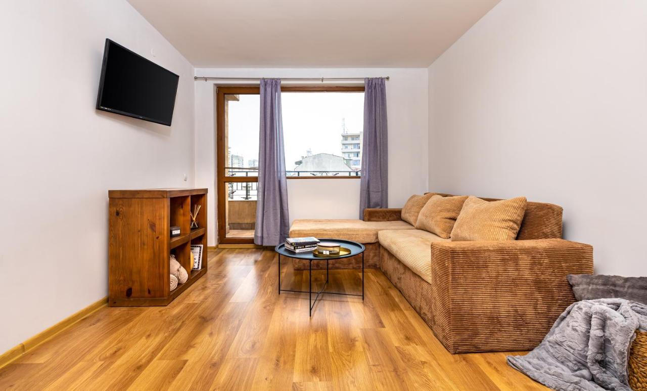 The Walnut 2Bd Apartment Plovdiv Esterno foto